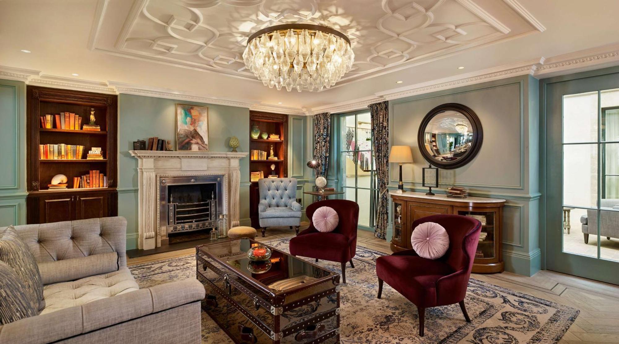100 Queen'S Gate Hotel London, Curio Collection By Hilton Interior foto The Drawing Room at The Ivy, St John's Wood